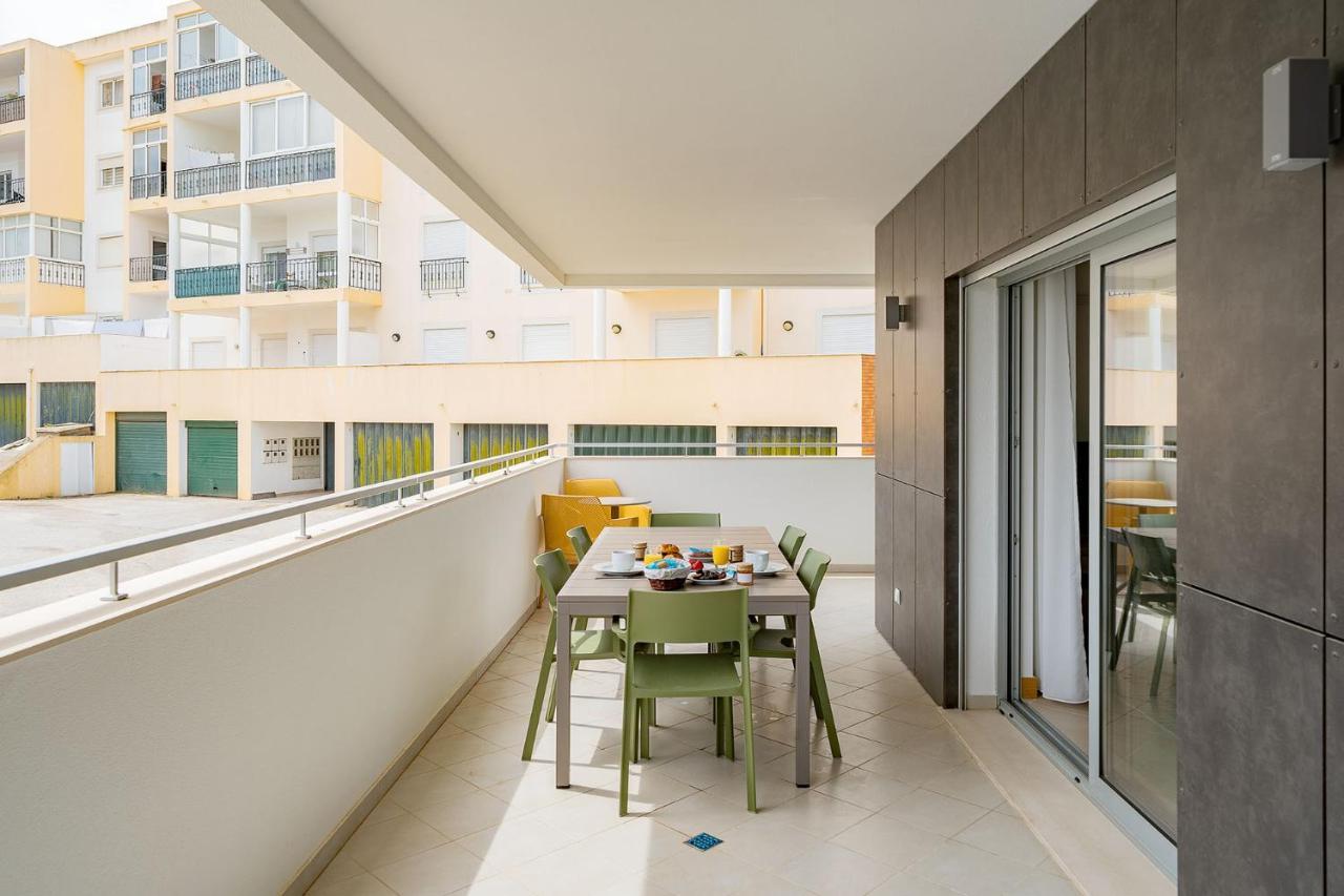 Sea Breeze Apartment